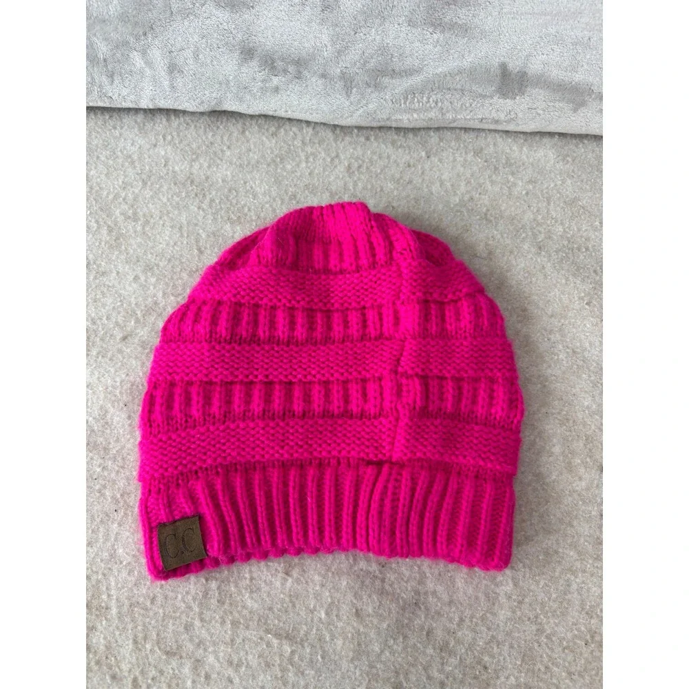 C.C Hot Pink Cable Knit Beanie Hat Ribbed Cuff Faux Leather Logo Patch 1563